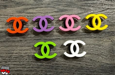 chanel croc charms